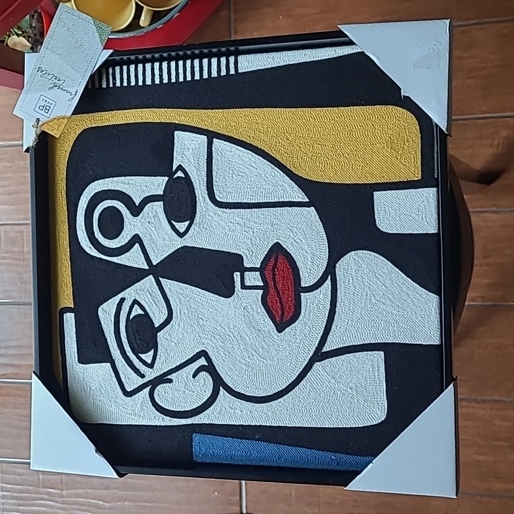 ●Embroidered Wall Art